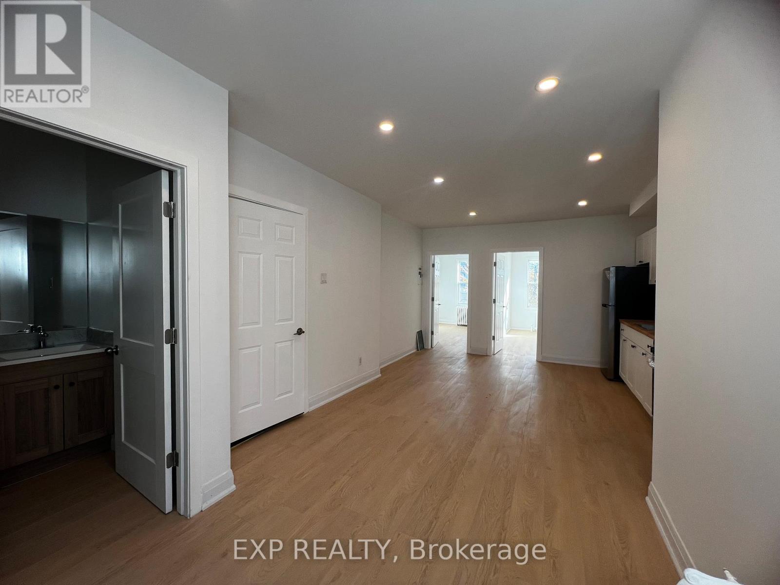 101 - 804a St Clair Avenue W, Toronto, Ontario  M6C 1B6 - Photo 3 - C12414863