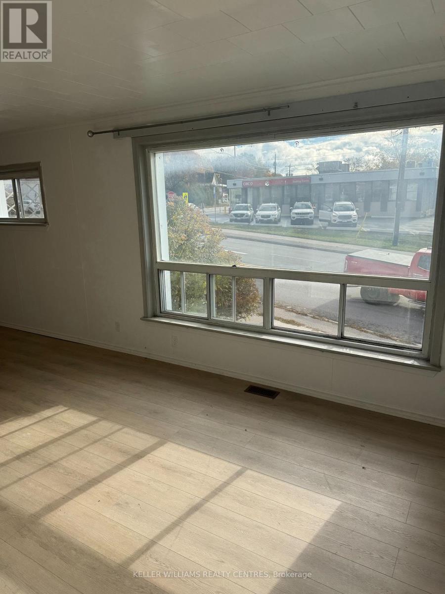 20a - 20 The Queensway S, Georgina, Ontario L4P 1Y7 - Photo 7 - N12392552