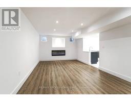 LOWER - 7 VANCHO CRESCENT S, Toronto, Ontario