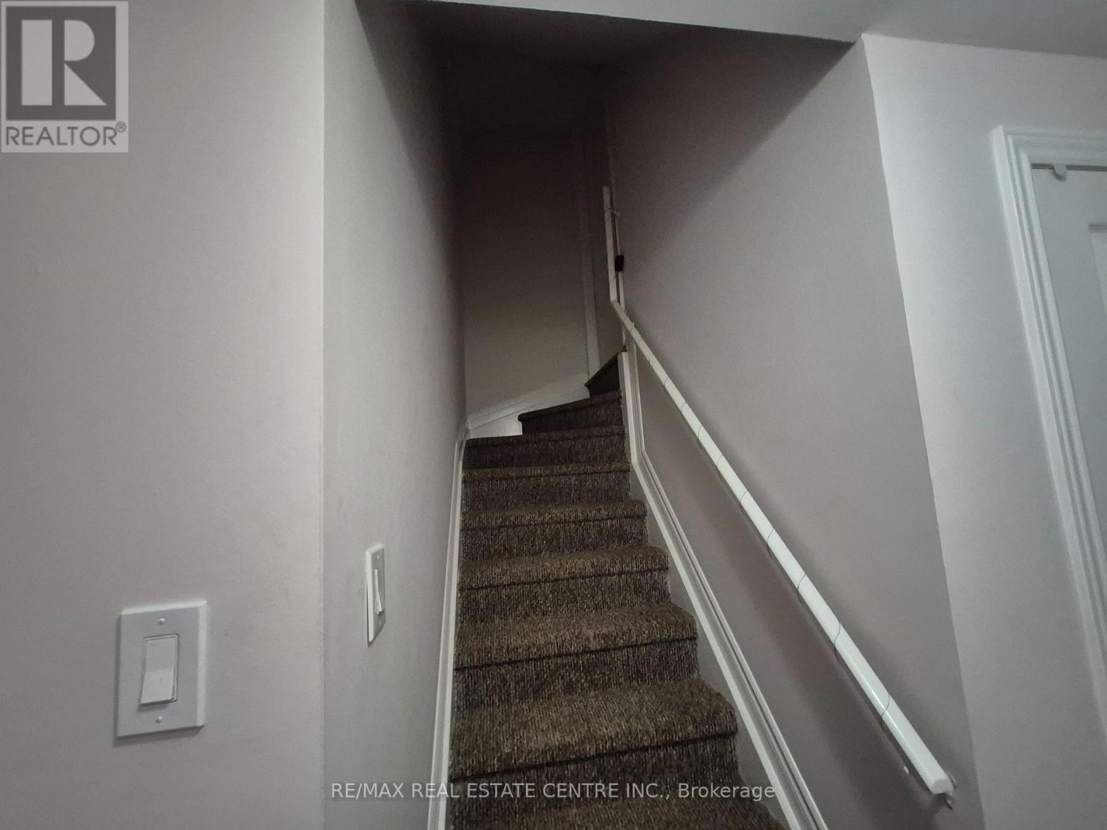 Basement Only - 6 Porchlight Road, Brampton, Ontario  L6X 4S3 - Photo 5 - W12515836