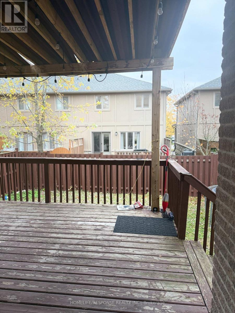 27 - 960 Bitterbush Crescent, London North (North M), Ontario  N6H 0G1 - Photo 38 - X12509554