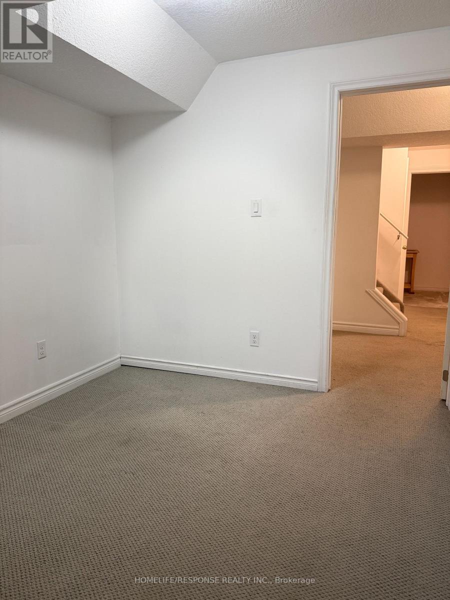 27 - 960 Bitterbush Crescent, London North (North M), Ontario  N6H 0G1 - Photo 31 - X12509554