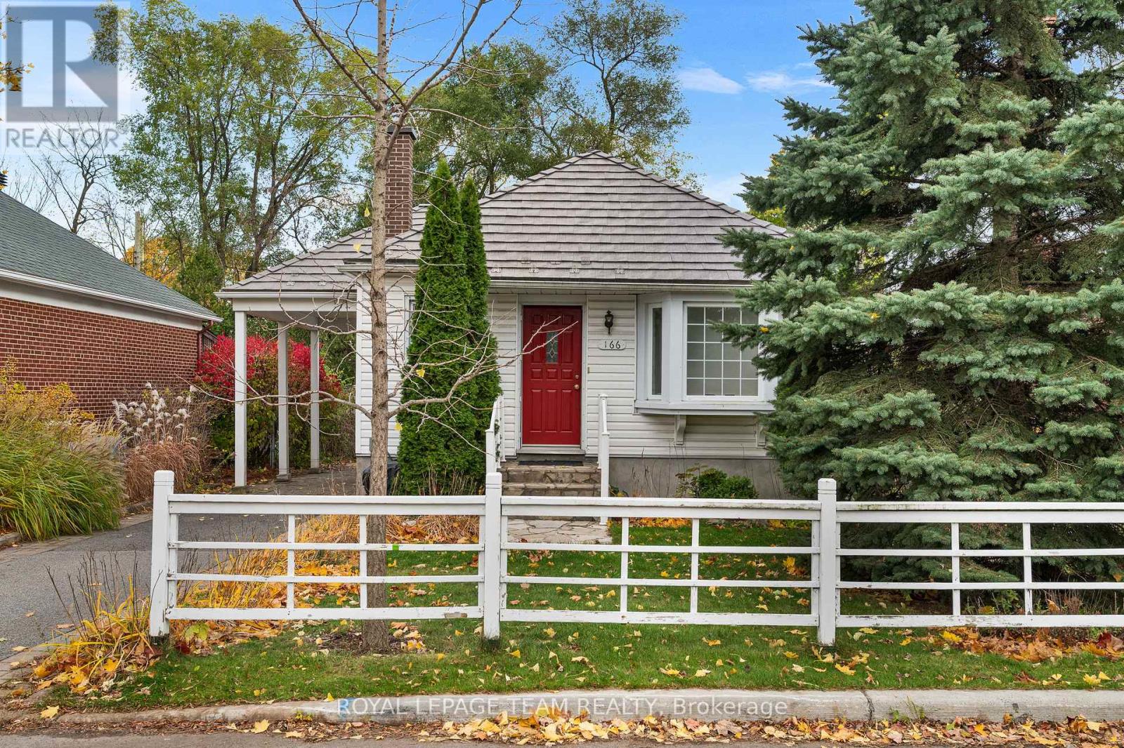 166 MULVIHILL AVENUE, Ottawa, Ontario