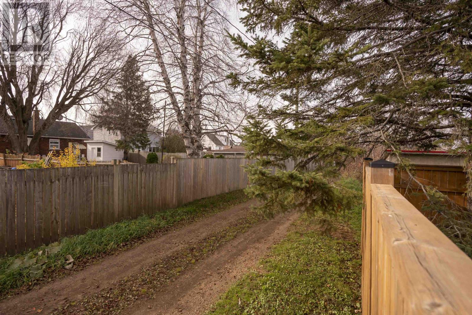 366 Mary St. E., Thunder Bay, Ontario  P7E 4J9 - Photo 47 - TB253414