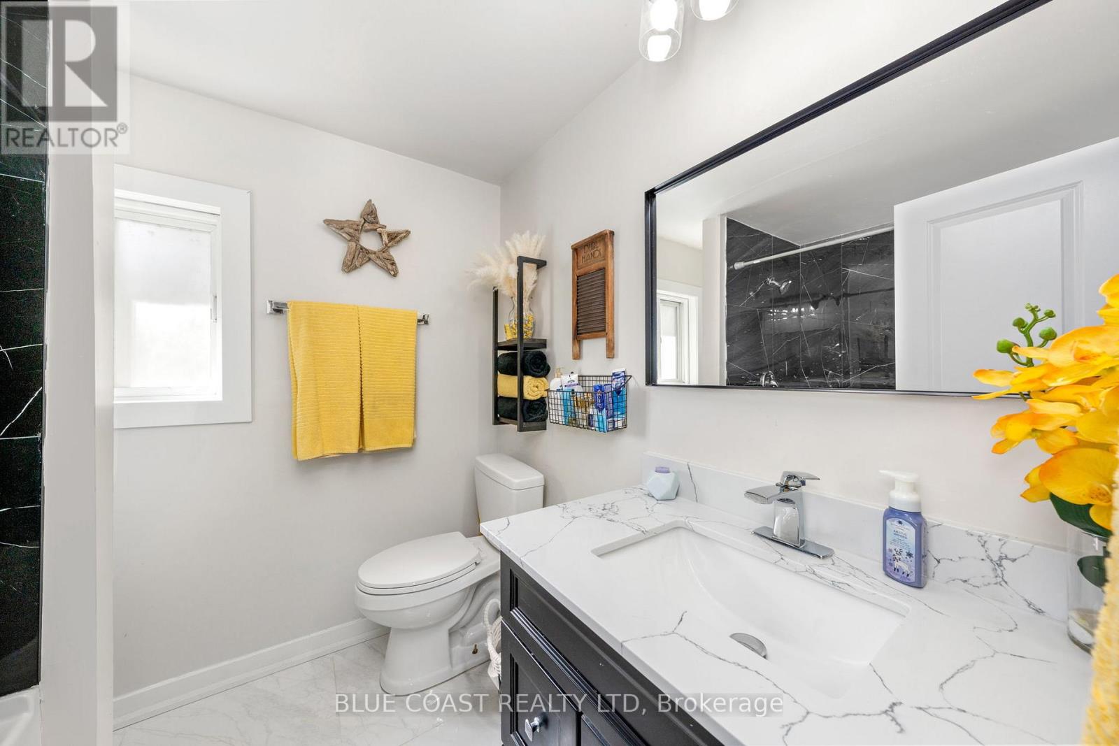 144 Richard Street, Sarnia, Ontario  N7T 1S7 - Photo 26 - X12516614