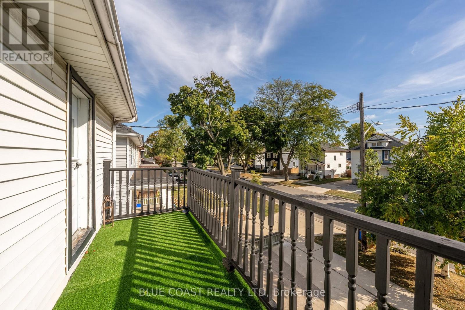 144 Richard Street, Sarnia, Ontario  N7T 1S7 - Photo 7 - X12516614