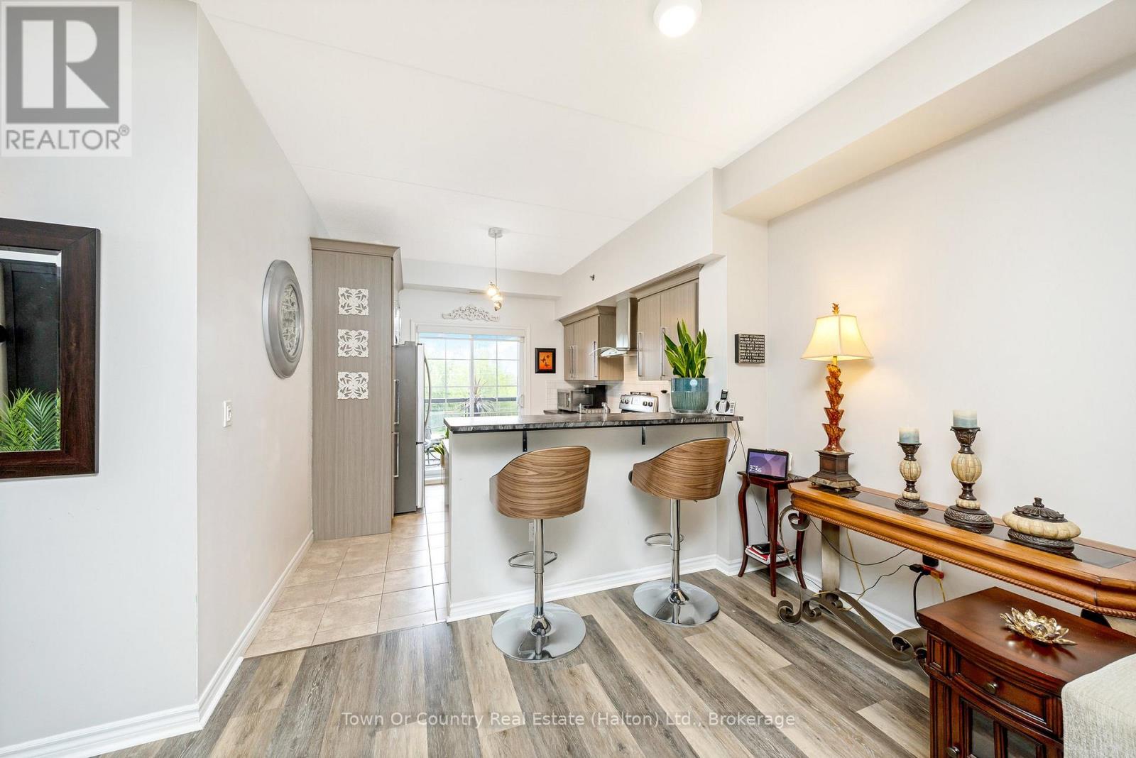 311 - 308 Watson Parkway N, Guelph, Ontario  N1E 0G7 - Photo 8 - X12516578