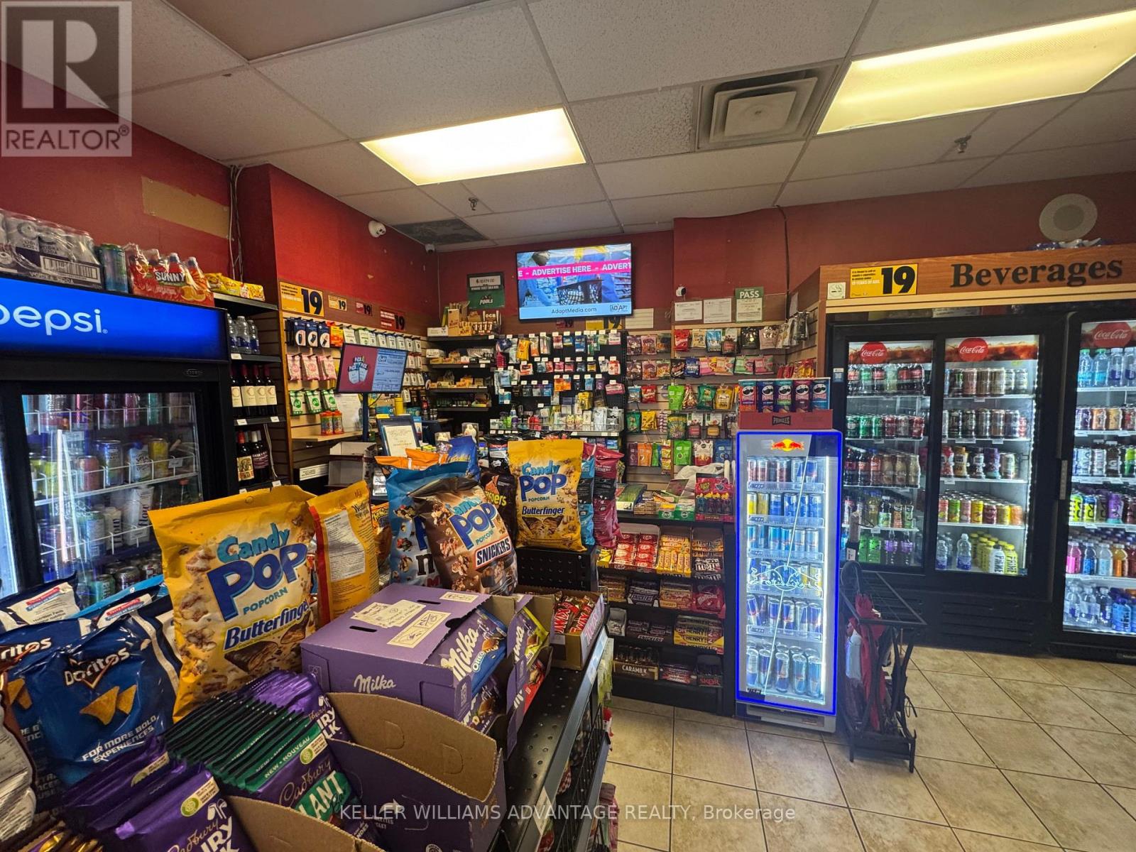 1140 Bay Street, Toronto, Ontario  M5S 2Z4 - Photo 3 - C12516050