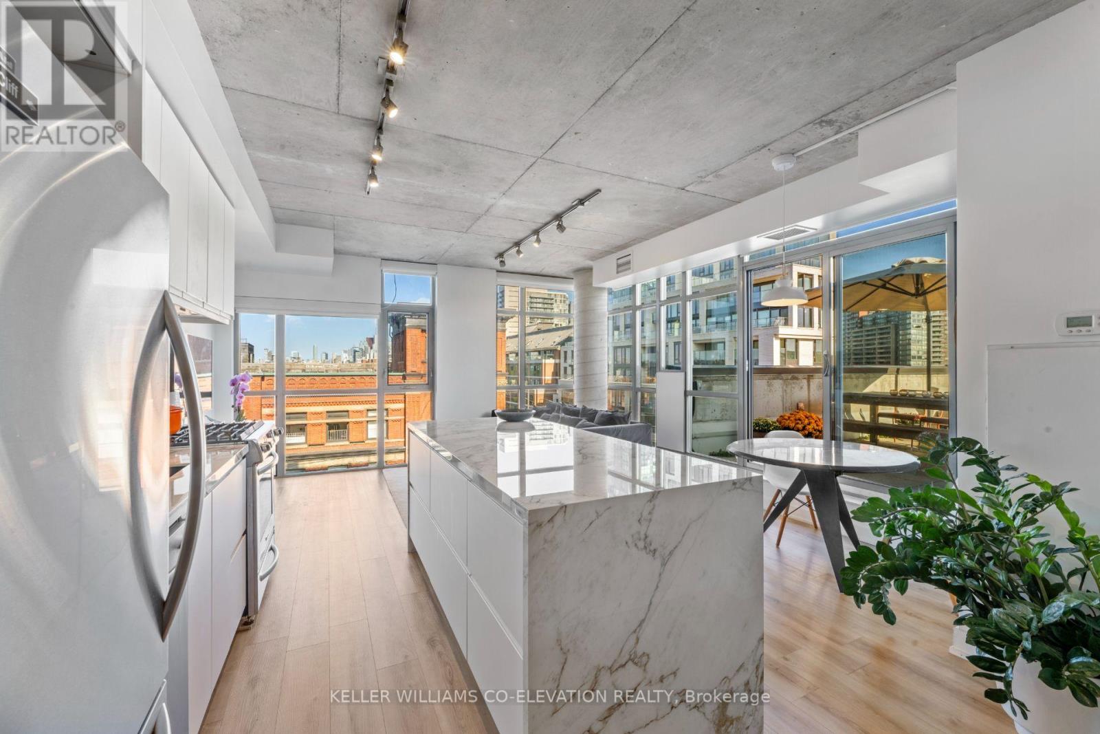 606 - 2 Gladstone Avenue, Toronto, Ontario  M6J 0B2 - Photo 3 - C12516068