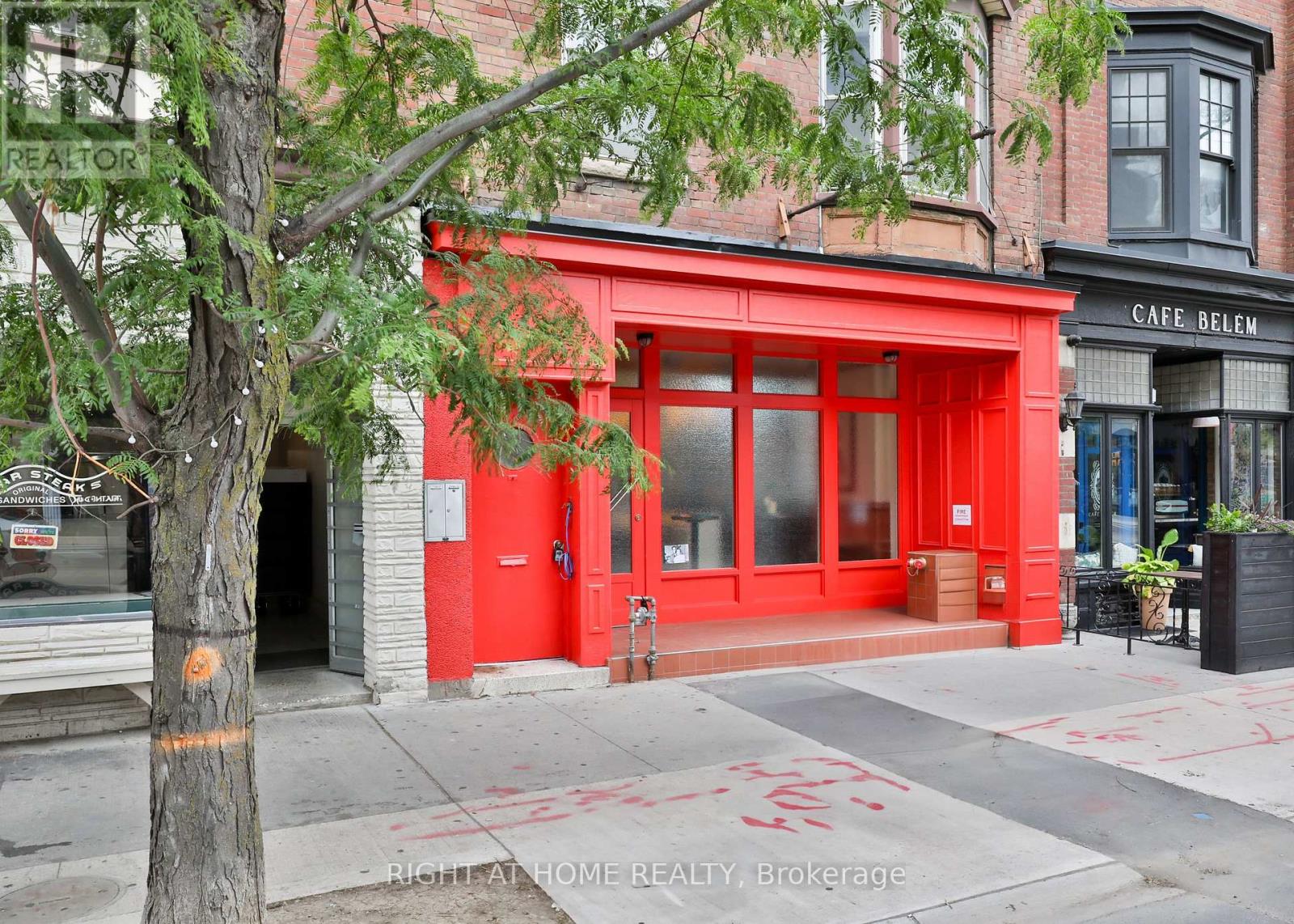 Rear - 550 College Street, Toronto, Ontario  M6G 1B1 - Photo 1 - C12516120