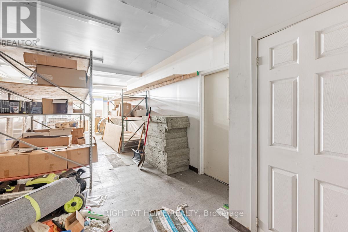 Rear - 550 College Street, Toronto, Ontario  M6G 1B1 - Photo 4 - C12516120