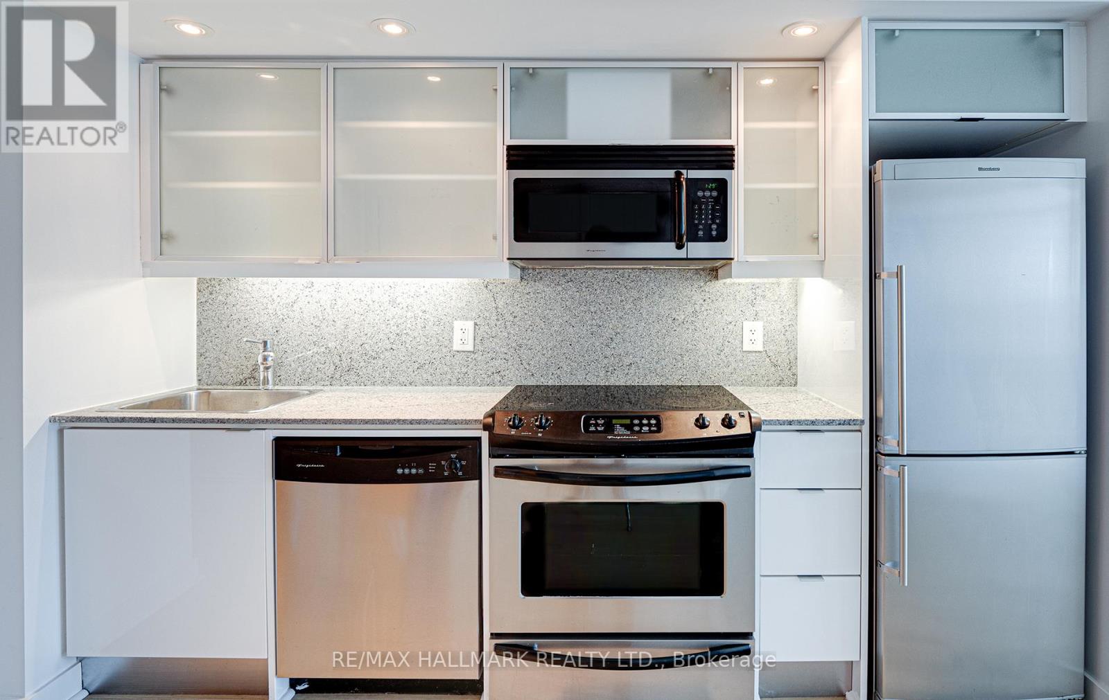 4509 - 25 Telegram Mews, Toronto, Ontario  M5V 3Z1 - Photo 10 - C12516188