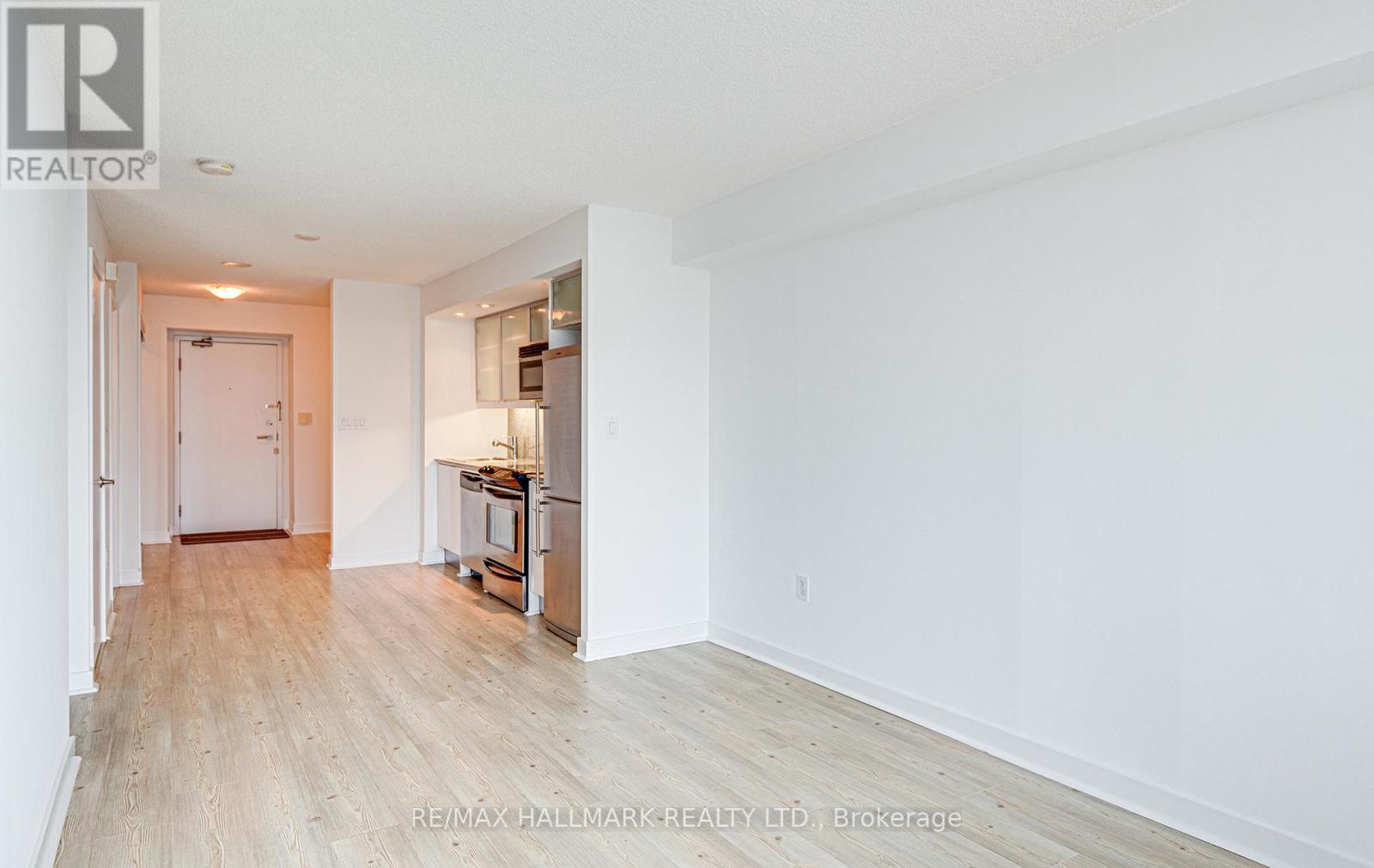 4509 - 25 Telegram Mews, Toronto, Ontario  M5V 3Z1 - Photo 2 - C12516188