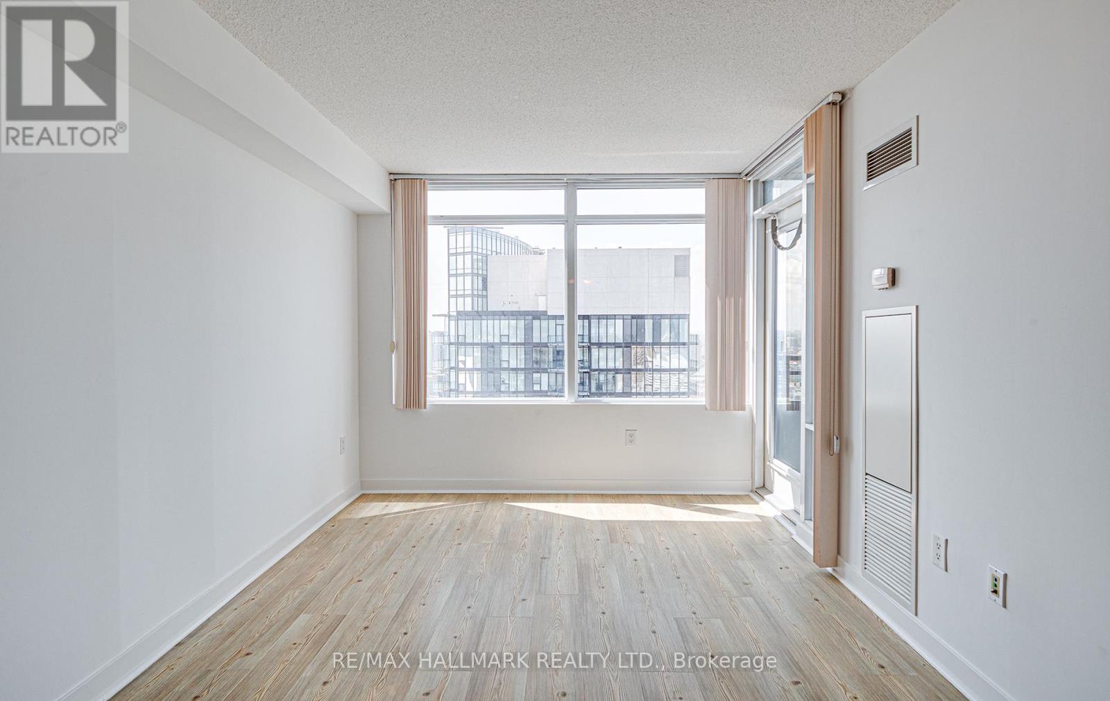 4509 - 25 Telegram Mews, Toronto, Ontario  M5V 3Z1 - Photo 7 - C12516188