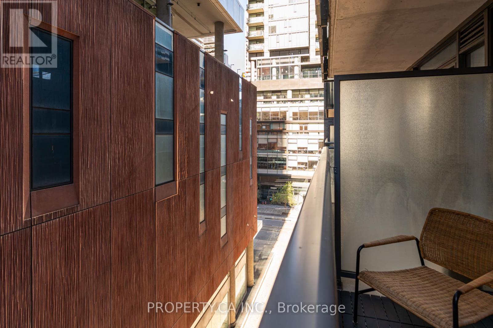 520 - 295 Adelaide Street W, Toronto, Ontario  M5V 1P7 - Photo 16 - C12516254