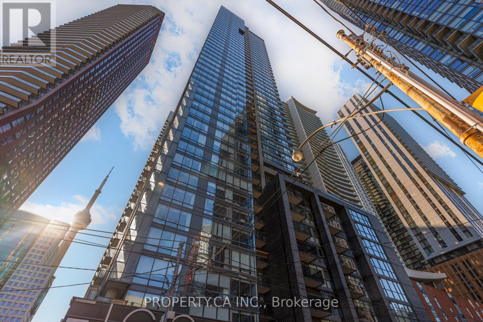 520 - 295 Adelaide Street W, Toronto, Ontario  M5V 1P7 - Photo 3 - C12516254