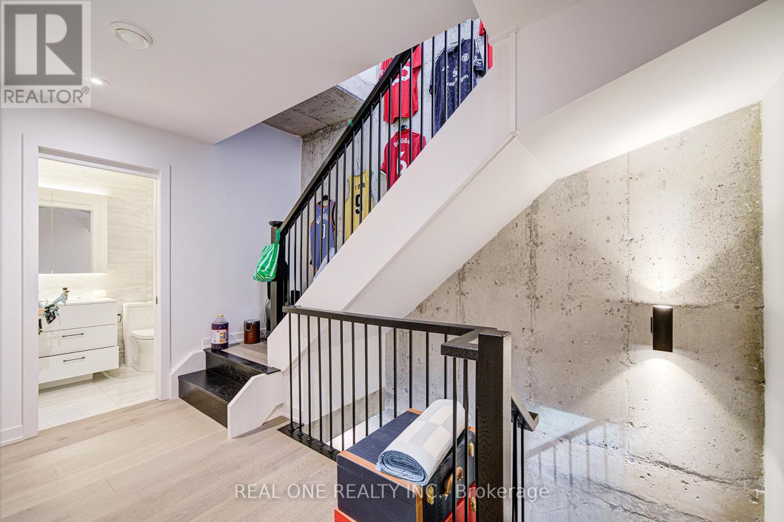 2 - 12 Dervock Crescent, Toronto, Ontario  M2K 1A7 - Photo 12 - C12516266