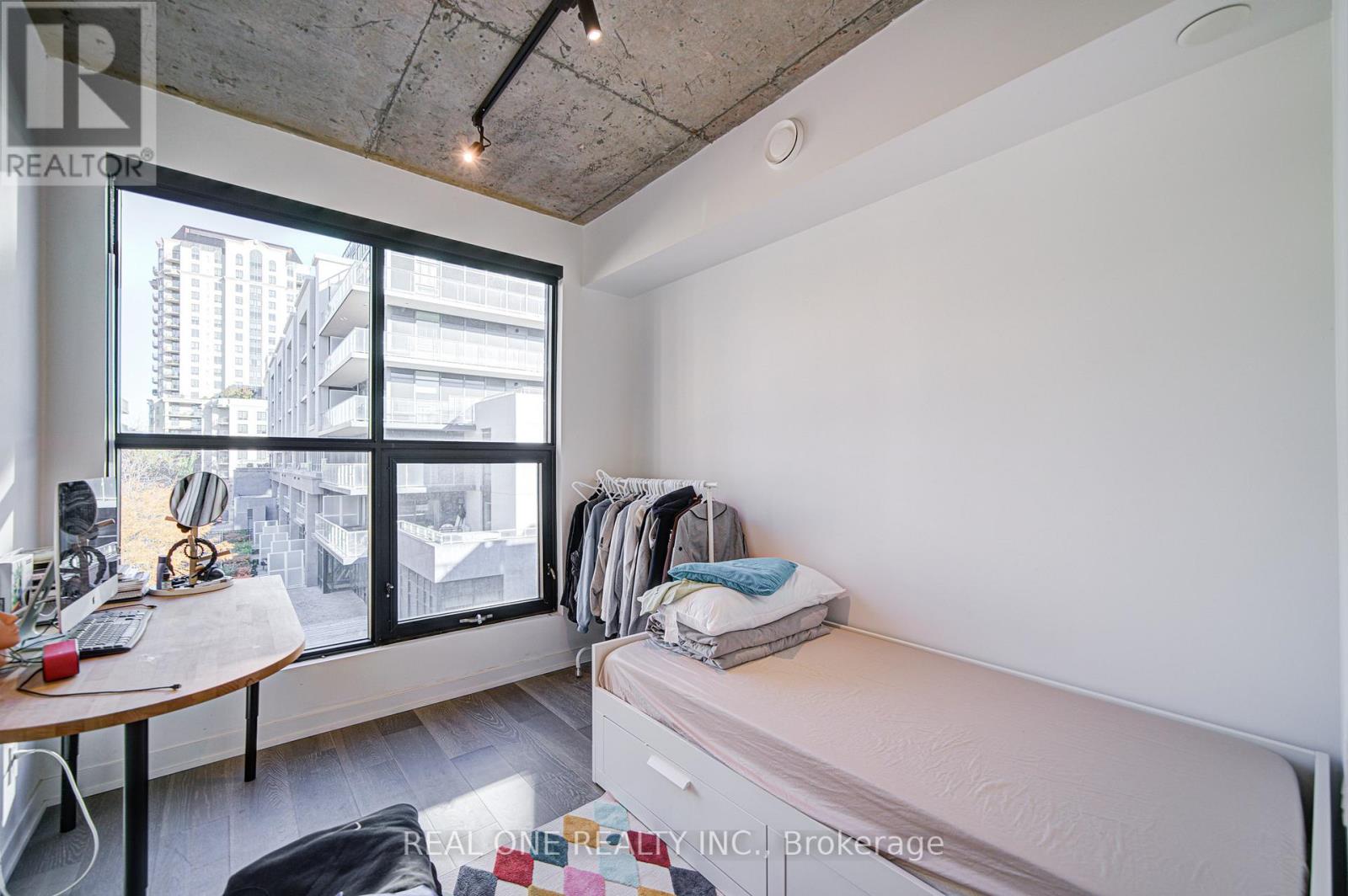 2 - 12 Dervock Crescent, Toronto, Ontario  M2K 1A7 - Photo 15 - C12516266