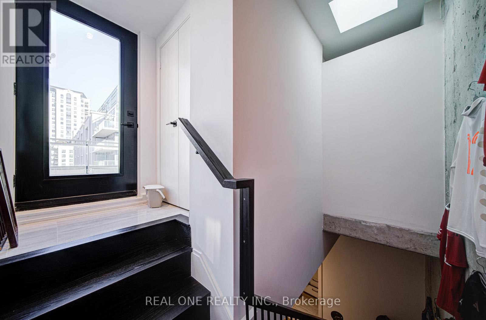 2 - 12 Dervock Crescent, Toronto, Ontario  M2K 1A7 - Photo 22 - C12516266