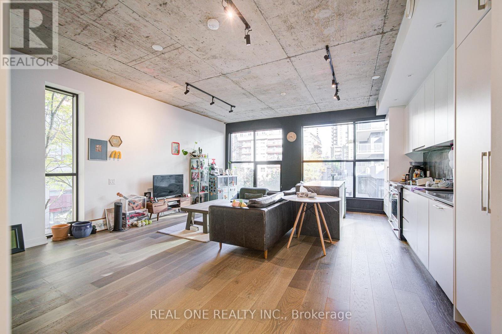 2 - 12 Dervock Crescent, Toronto, Ontario  M2K 1A7 - Photo 7 - C12516266