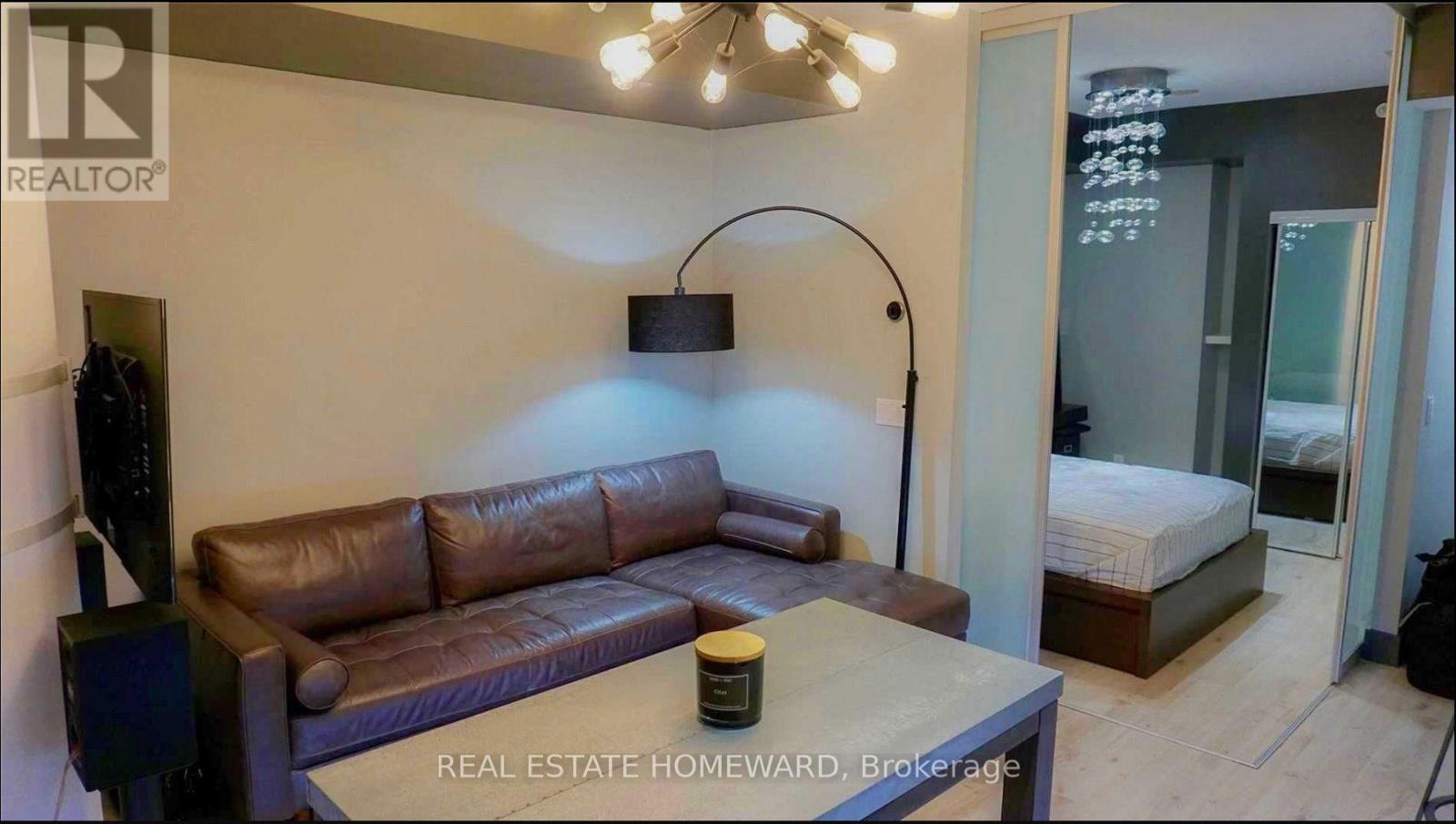 1704 - 8 Mercer Street, Toronto, Ontario  M5V 0C4 - Photo 4 - C12516274