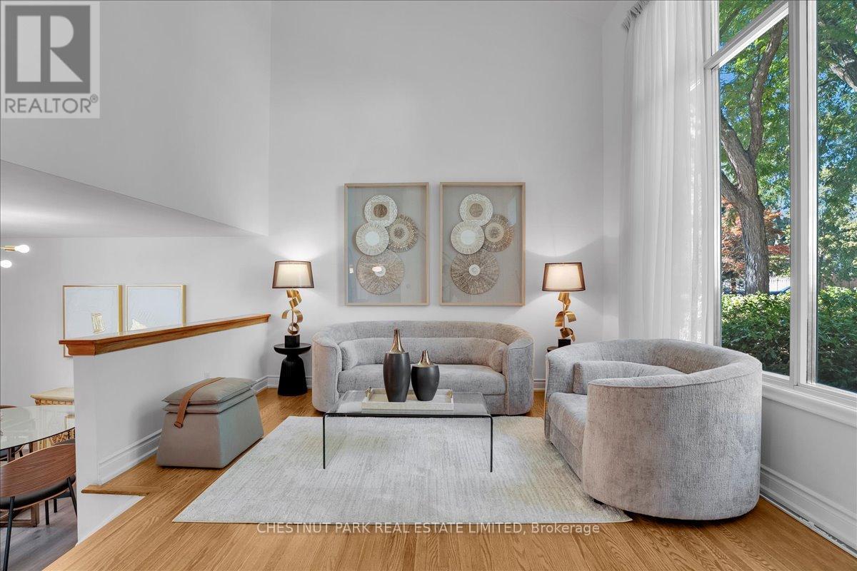 36 Tangmere Road, Toronto, Ontario  M3B 2N3 - Photo 6 - C12516318