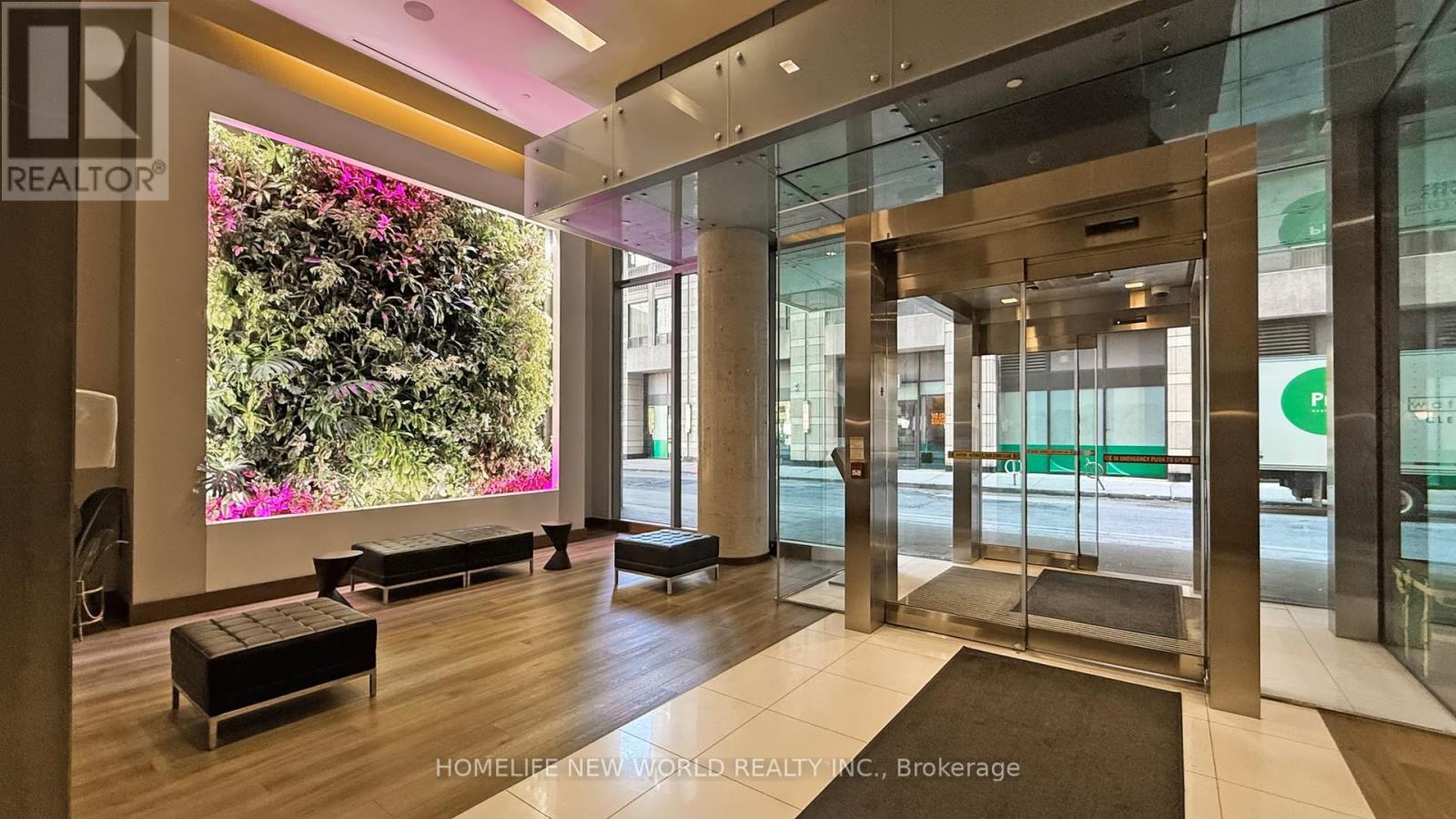 1706 - 8 Mercer Street, Toronto, Ontario  M5V 0C4 - Photo 8 - C12516334