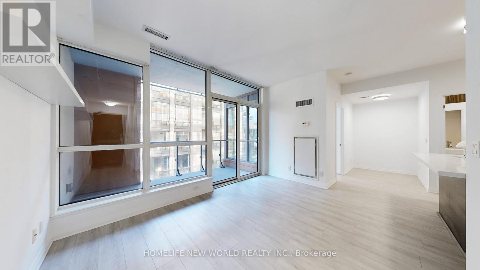 1706 - 8 Mercer Street, Toronto, Ontario  M5V 0C4 - Photo 9 - C12516334