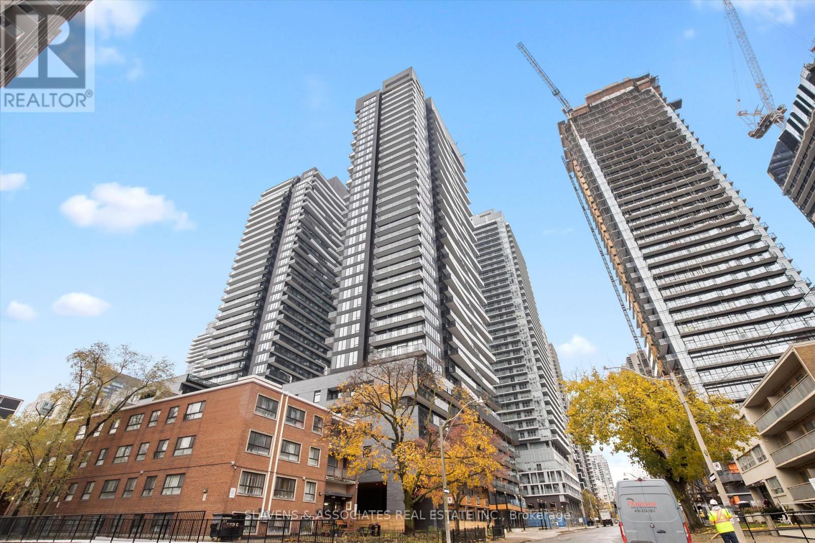 1207 - 127 BROADWAY AVENUE, Toronto, Ontario