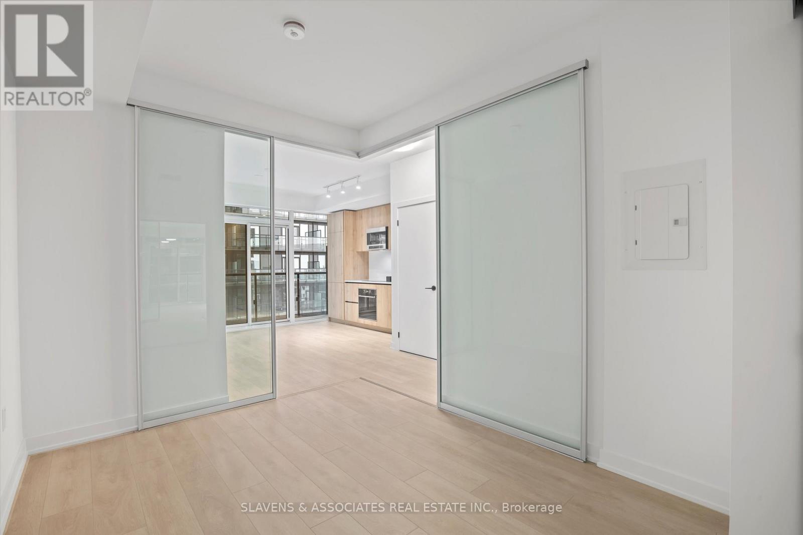 1207 - 127 Broadway Avenue, Toronto, Ontario  M4P 1V4 - Photo 4 - C12516336