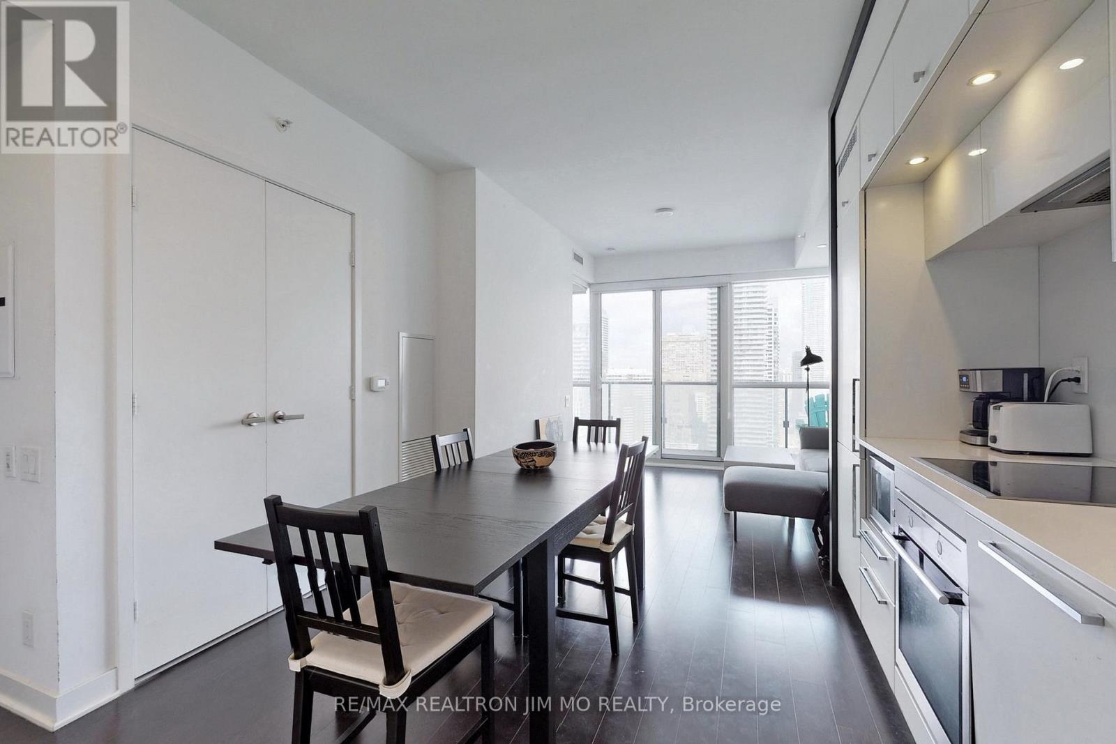 3507 - 15 Grenville Street, Toronto, Ontario  M4Y 1A1 - Photo 3 - C12516340