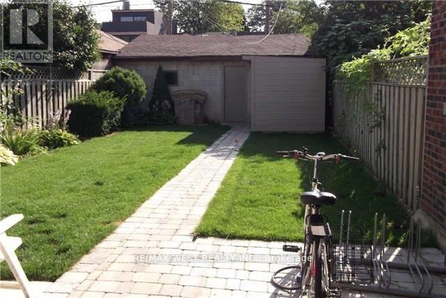 Lower - 111 Lippincott Street, Toronto, Ontario  M5S 2P2 - Photo 16 - C12516344