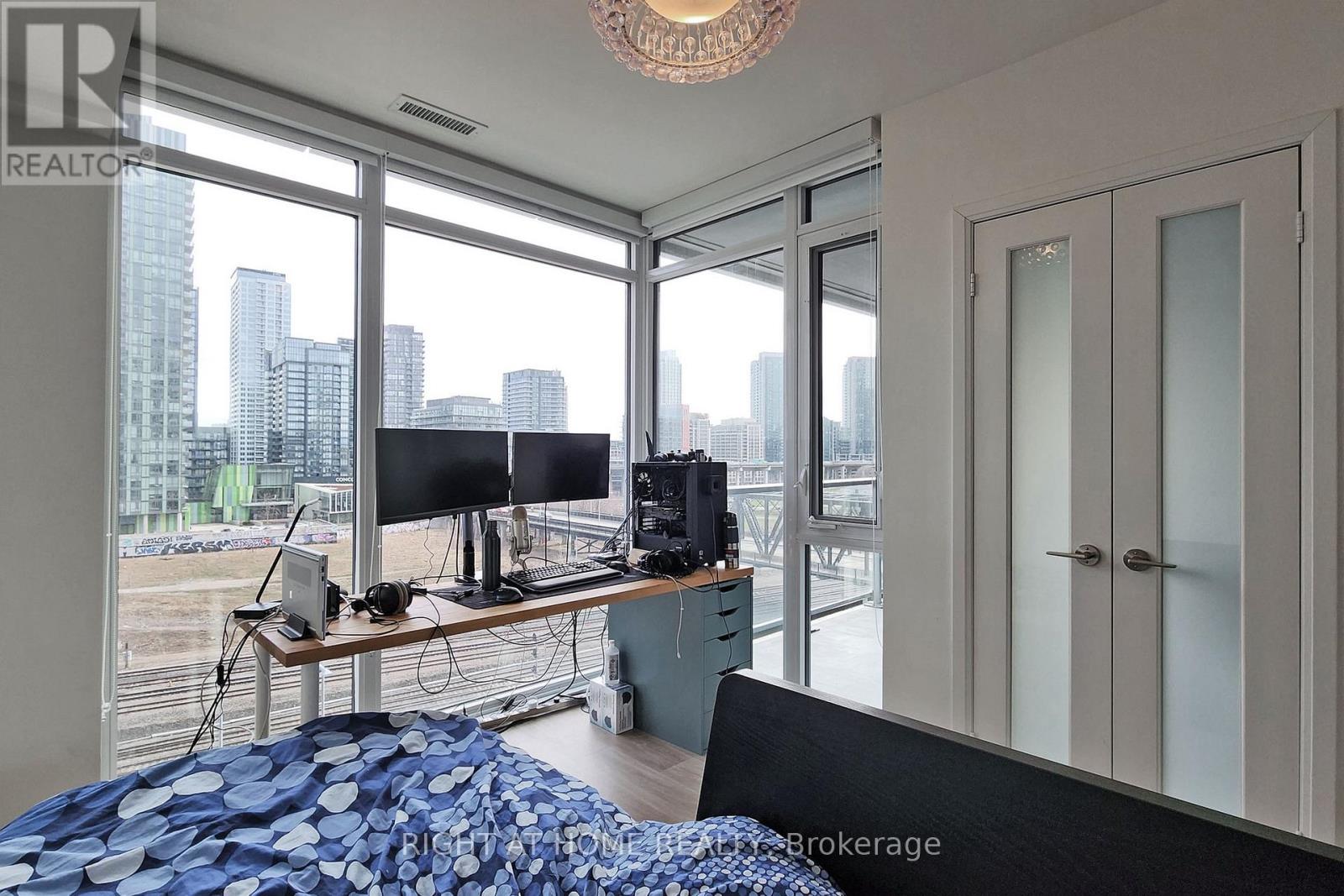 505 - 576 Front Street, Toronto, Ontario  M5V 0P8 - Photo 16 - C12516366