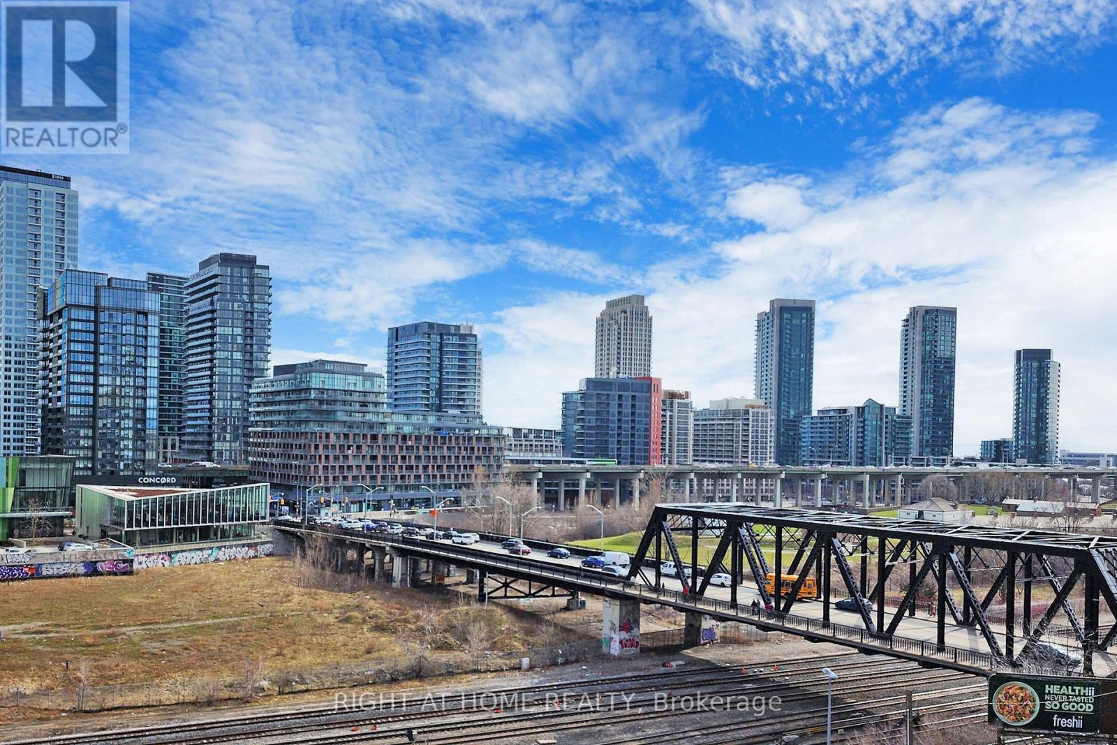 505 - 576 Front Street, Toronto, Ontario  M5V 0P8 - Photo 33 - C12516366