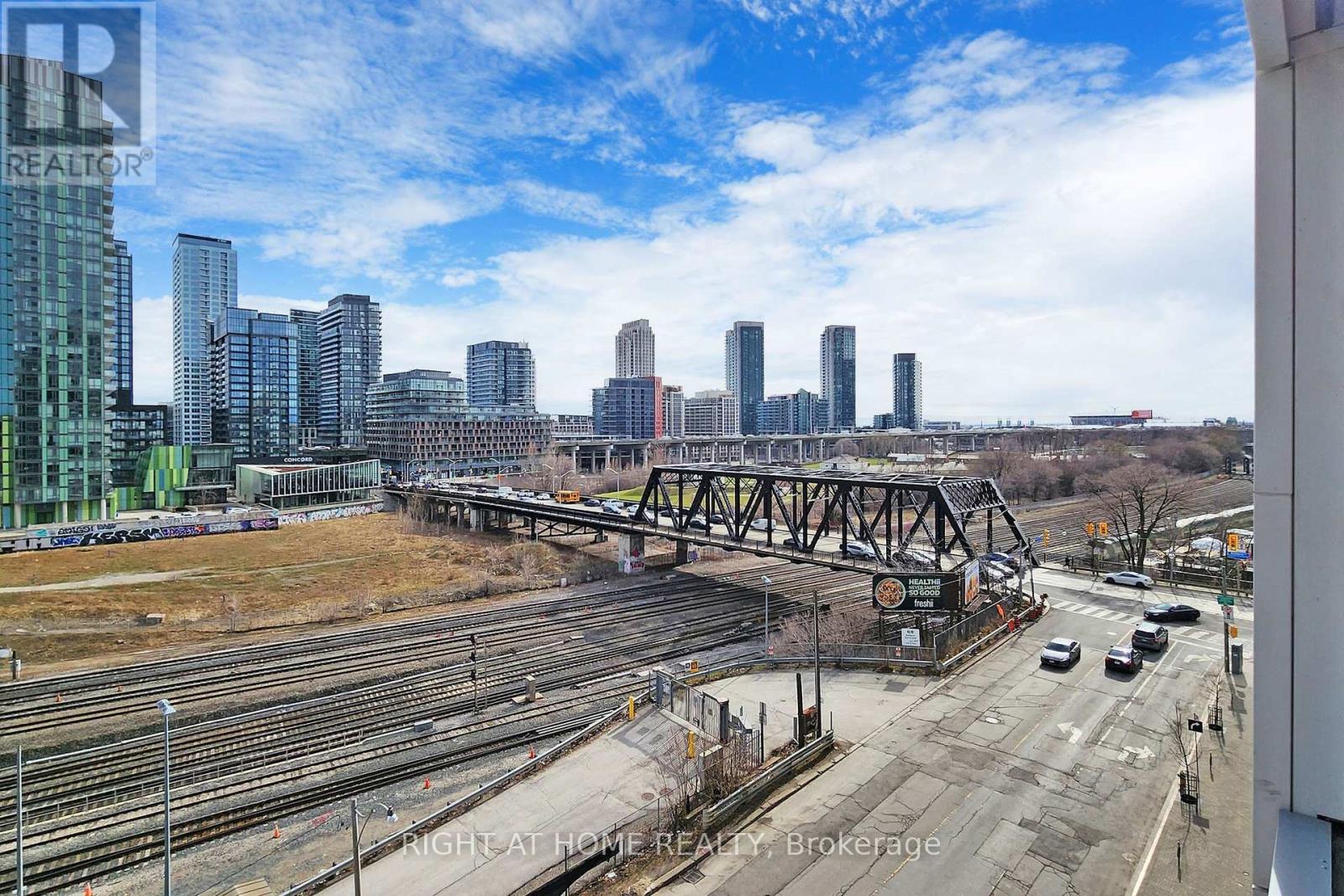 505 - 576 Front Street, Toronto, Ontario  M5V 0P8 - Photo 37 - C12516366