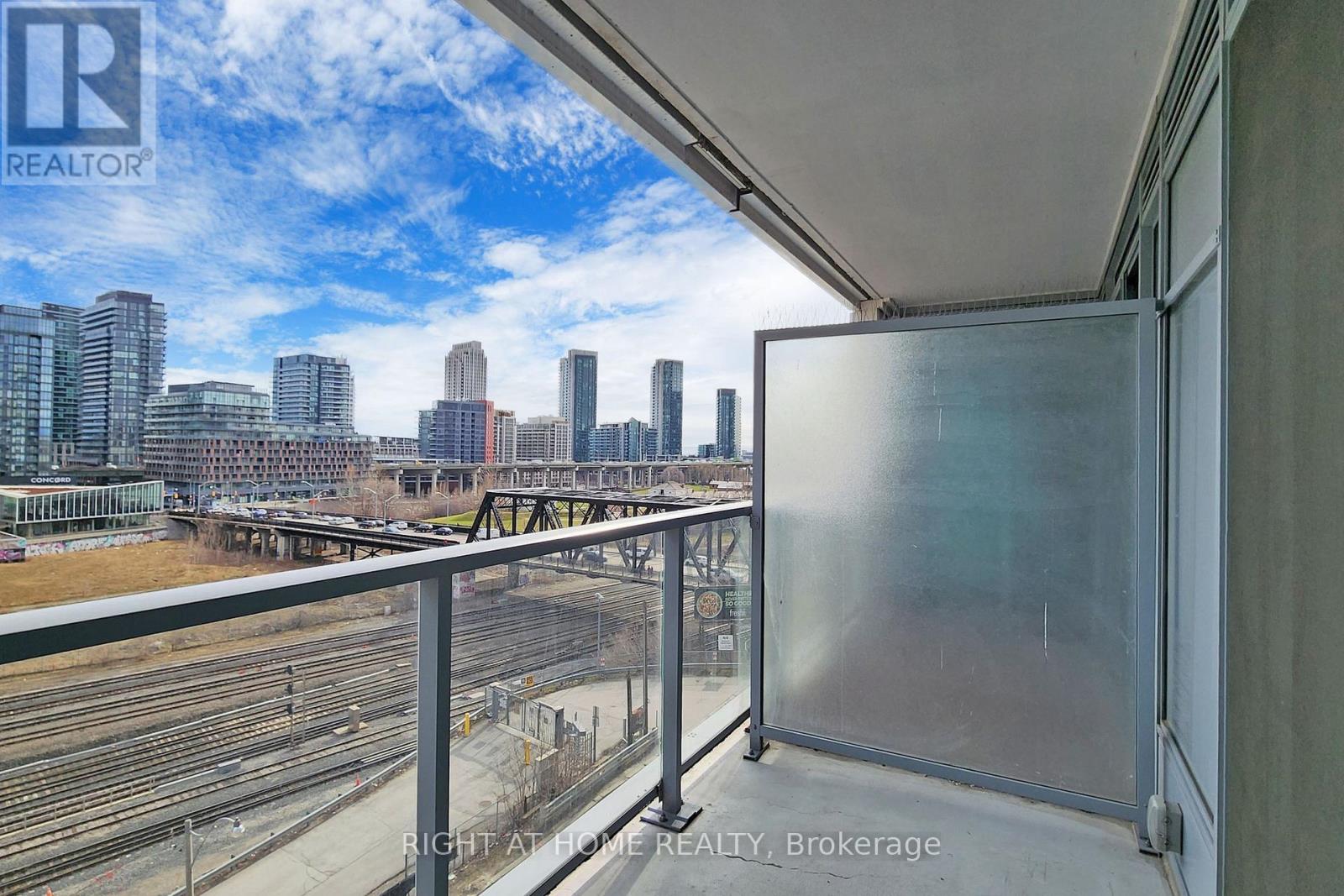 505 - 576 Front Street, Toronto, Ontario  M5V 0P8 - Photo 39 - C12516366