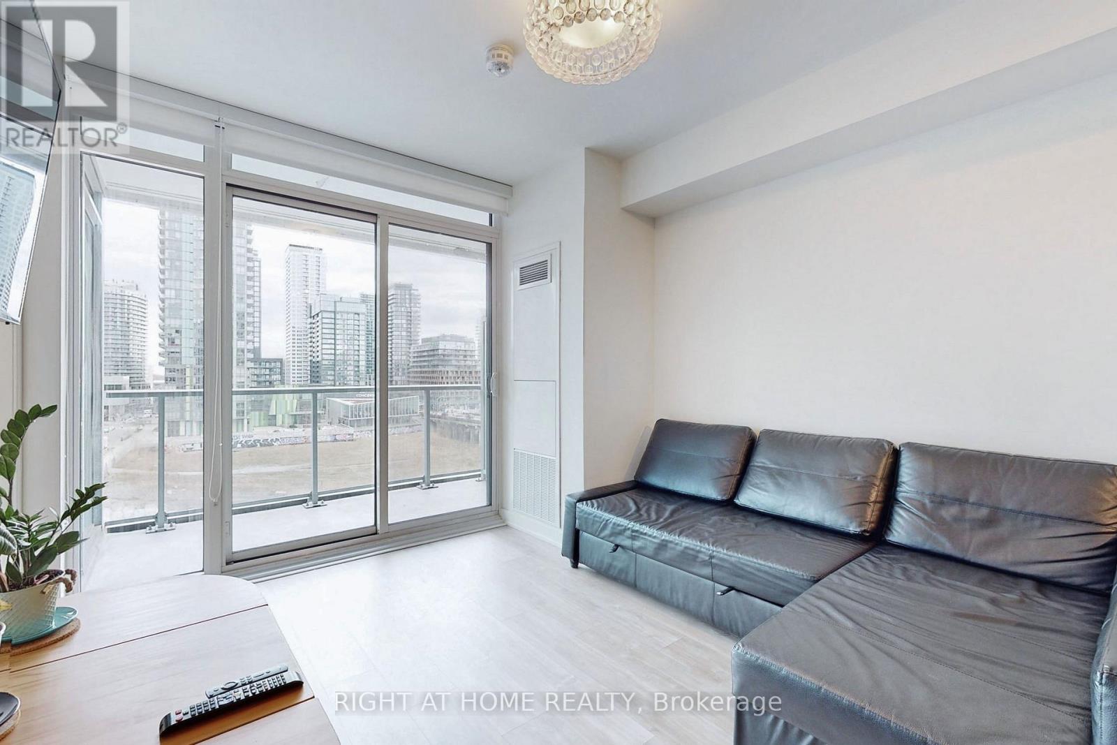 505 - 576 Front Street, Toronto, Ontario  M5V 0P8 - Photo 6 - C12516366