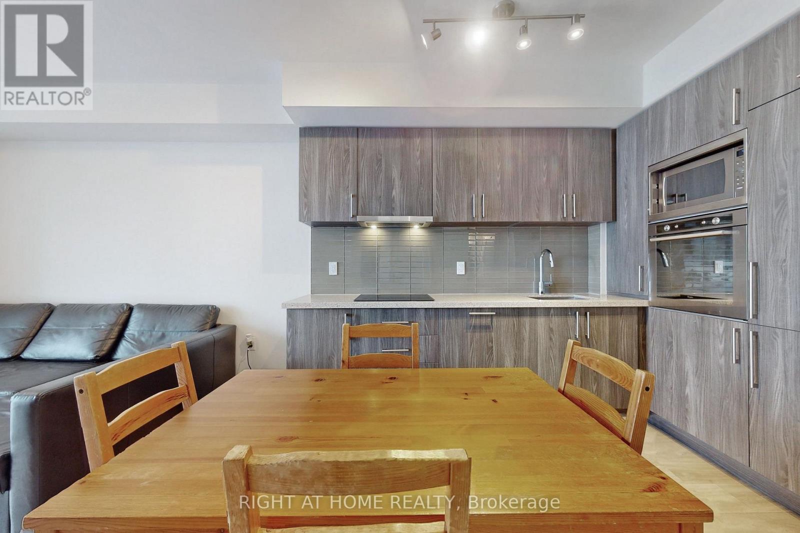 505 - 576 Front Street, Toronto, Ontario  M5V 0P8 - Photo 9 - C12516366