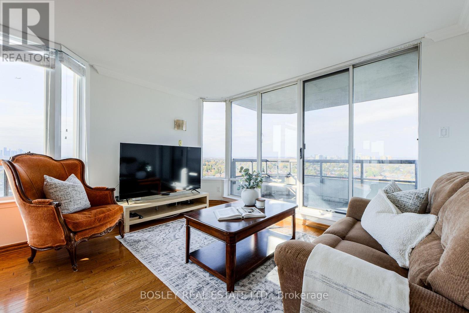 1511 - 1131 Steeles Avenue W, Toronto, Ontario  M2R 3W8 - Photo 10 - C12516382