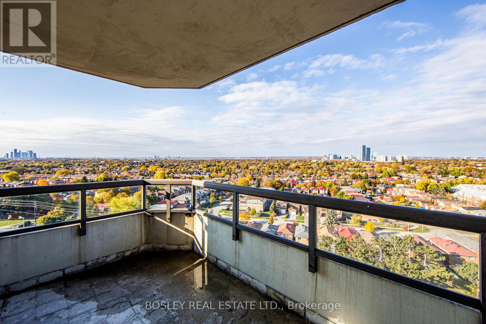 1511 - 1131 Steeles Avenue W, Toronto, Ontario  M2R 3W8 - Photo 13 - C12516382