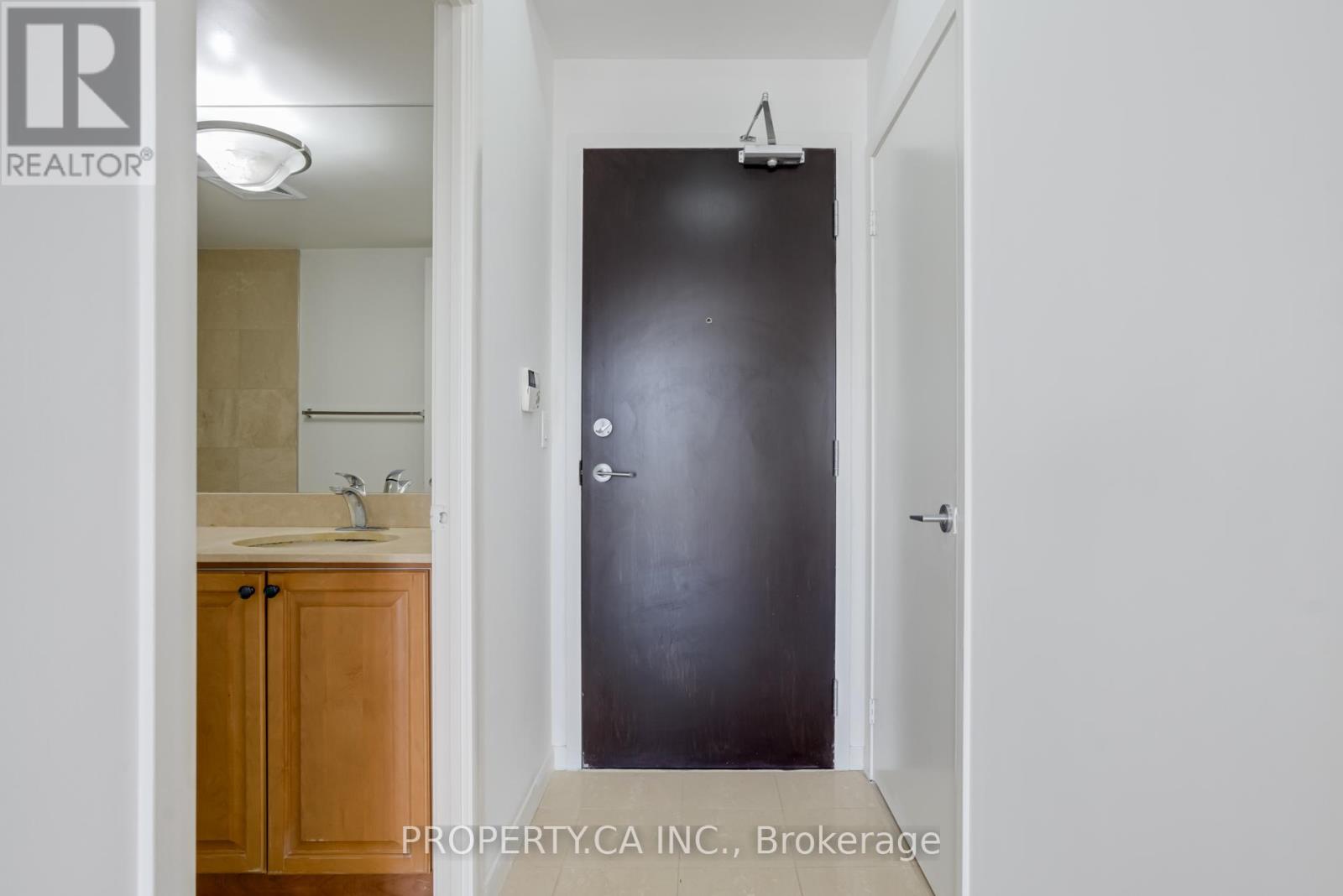 713 - 231 Fort York Boulevard, Toronto, Ontario  M5B 1B2 - Photo 12 - C12516388