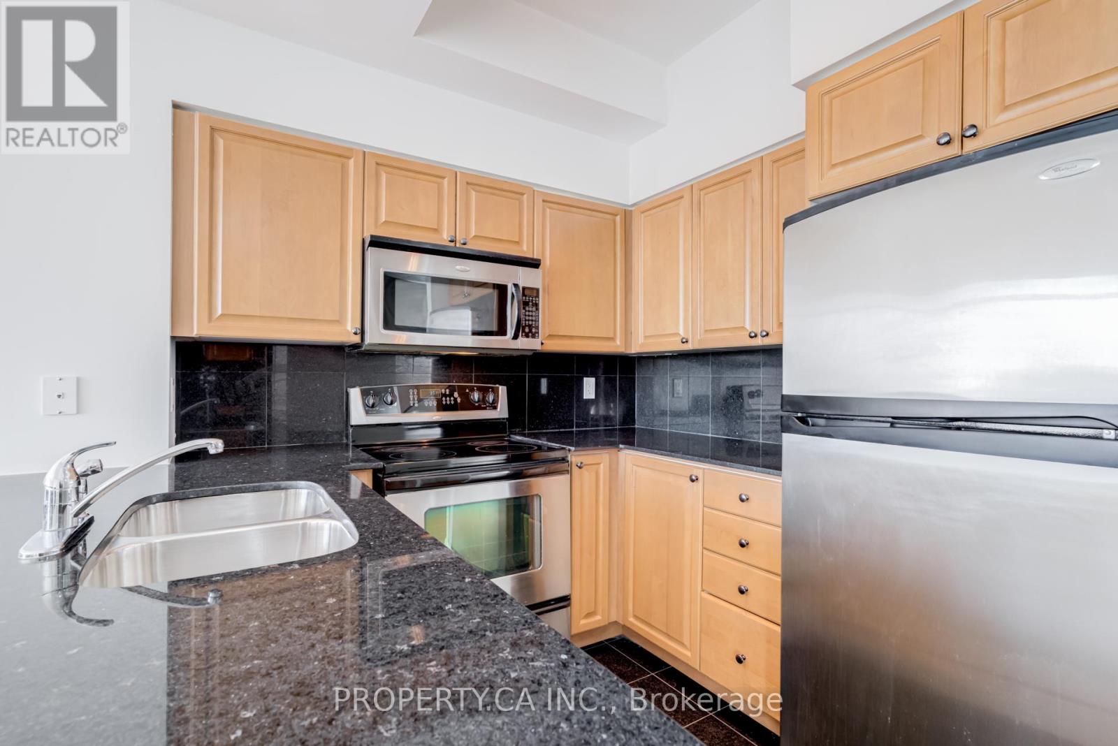 713 - 231 Fort York Boulevard, Toronto, Ontario  M5B 1B2 - Photo 21 - C12516388
