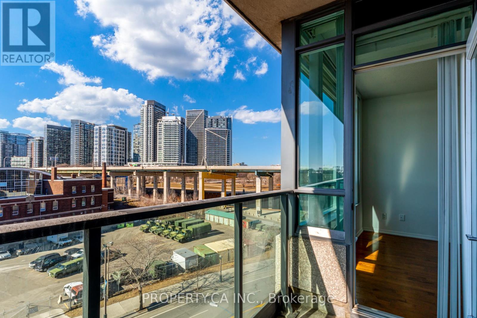 713 - 231 Fort York Boulevard, Toronto, Ontario  M5B 1B2 - Photo 36 - C12516388