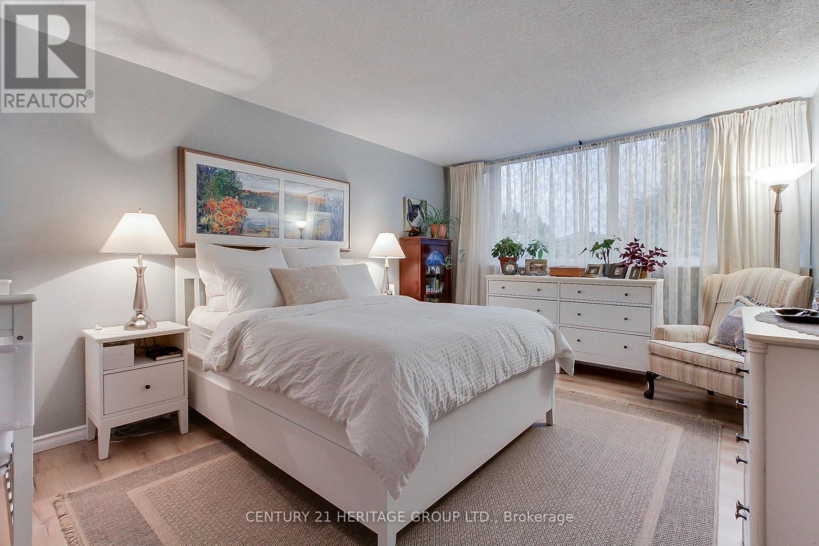 402 - 75 Wynford Heights Crescent, Toronto, Ontario  M3C 3H9 - Photo 15 - C12516478