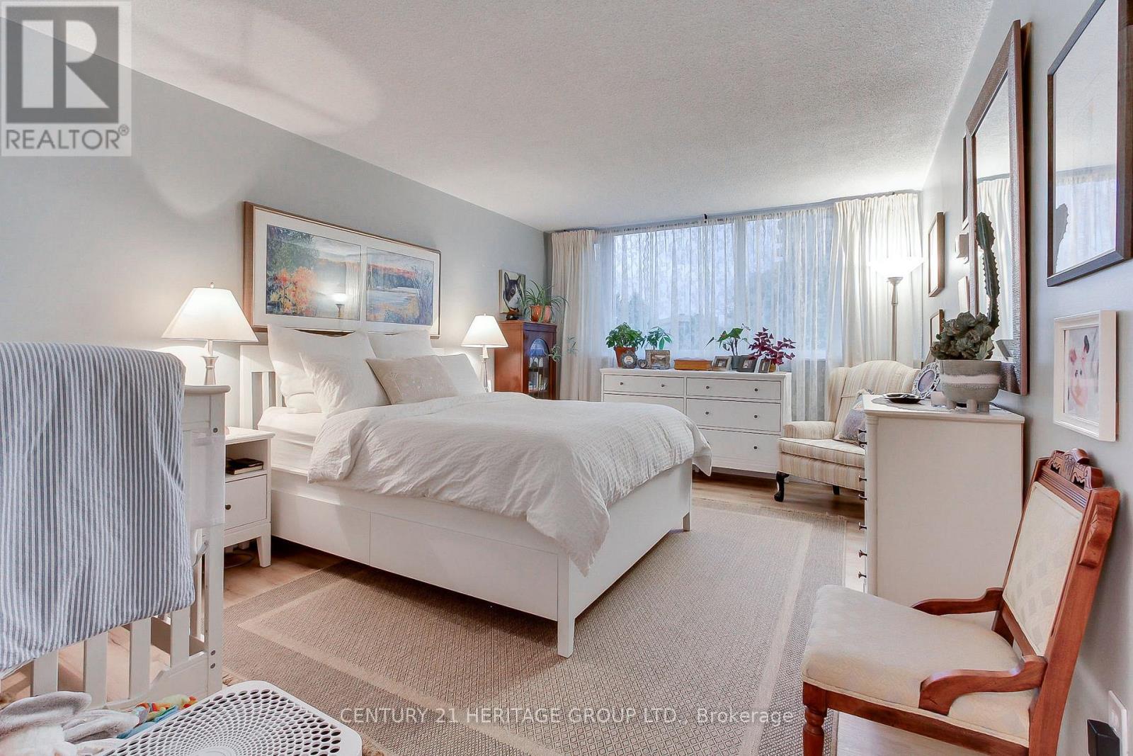 402 - 75 Wynford Heights Crescent, Toronto, Ontario  M3C 3H9 - Photo 16 - C12516478