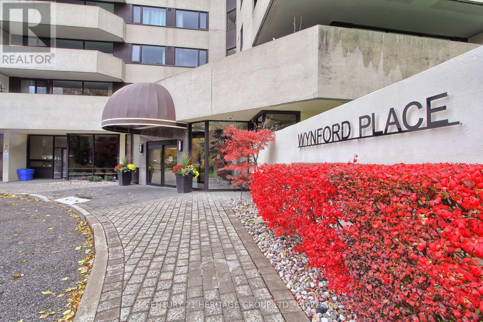 402 - 75 Wynford Heights Crescent, Toronto, Ontario  M3C 3H9 - Photo 2 - C12516478