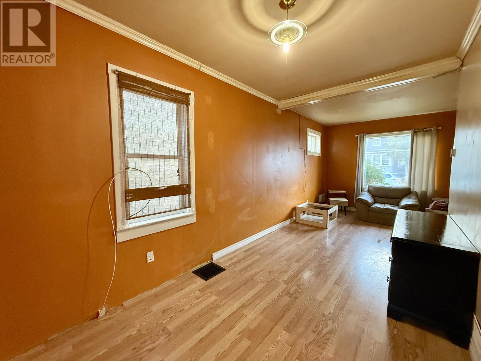 175 Machar Ave, Thunder Bay, Ontario  P7B 2Y7 - Photo 5 - TB253417