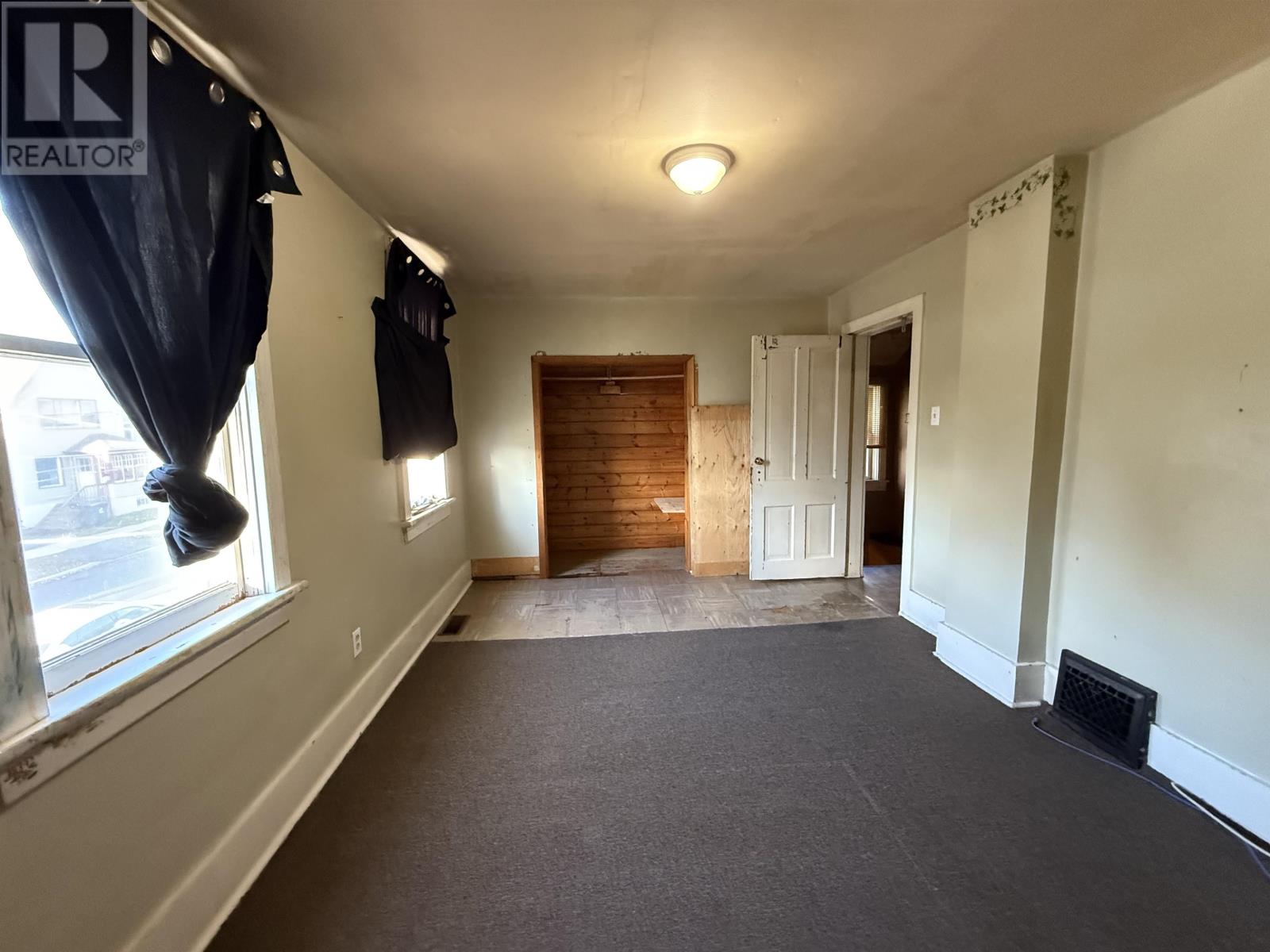 175 Machar Ave, Thunder Bay, Ontario  P7B 2Y7 - Photo 9 - TB253417