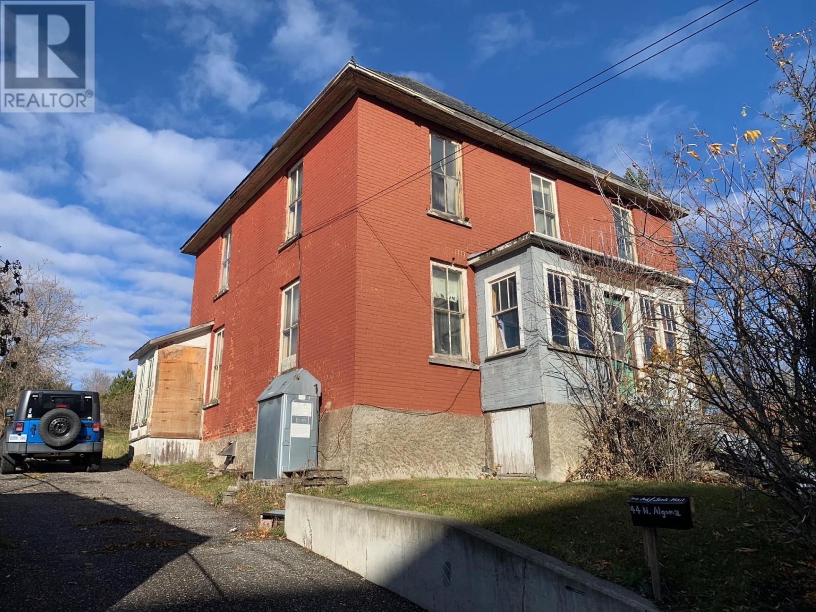 44 Algoma St N, Thunder Bay, Ontario  P7A 4Z3 - Photo 2 - TB253418