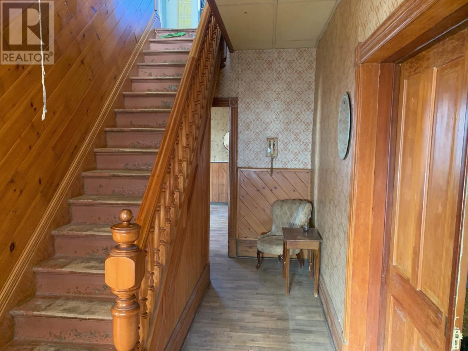 44 Algoma St N, Thunder Bay, Ontario  P7A 4Z3 - Photo 3 - TB253418